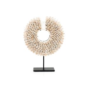 Disque coquillages papoua sur socle – Petit modèle